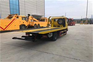 滨城非事故拖车